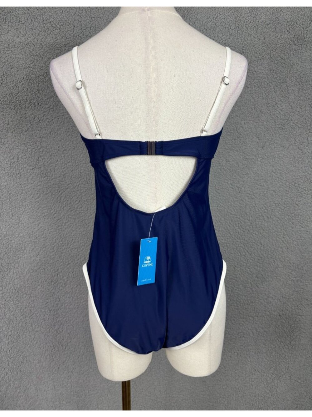 Cupshe Women's Navy Blue White Trim One-Piece Swimsuit  Size XL New With Tags. - Picture 5 of 7
